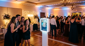 Read more about the article Understanding Your 2026 Wedding Photobooth Cost: 7 Key Pricing Factors